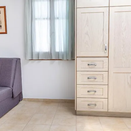 Studio Als * Naxos City